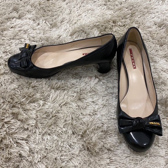 Prada heels - Picture 2 of 10